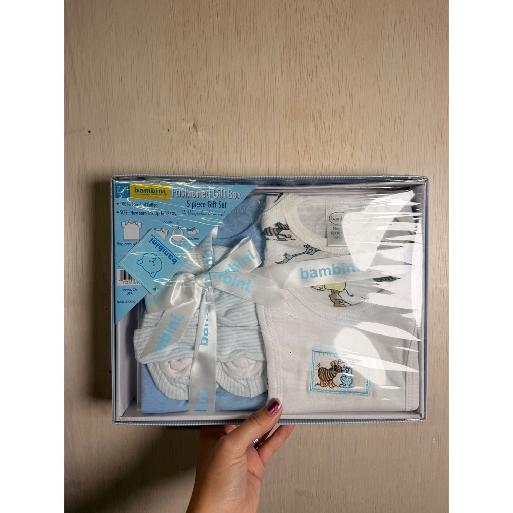 Bambini 5 Piece Gift Set Newborn Blue Excellent NIB Combed Cotton Animal Print - Picture 4 of 5